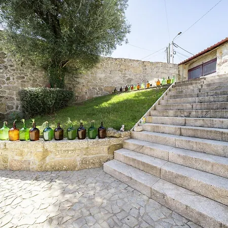 Dm 2 בית הארחה